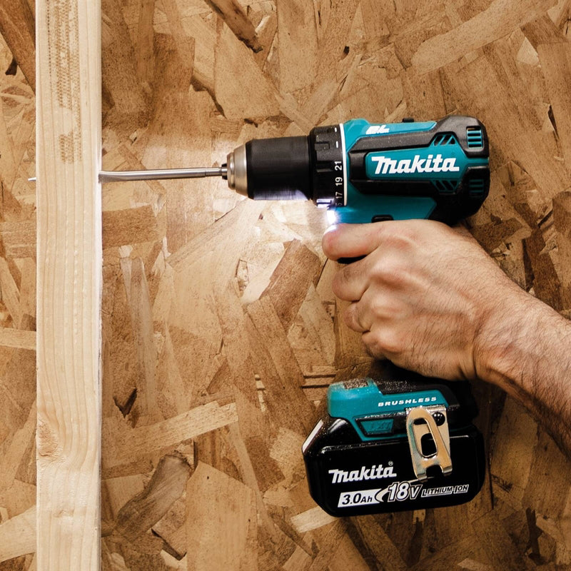 Makita 18V LXT 1/2 in. Brushless Cordless Drill/Driver Kit (Battery & Charger)