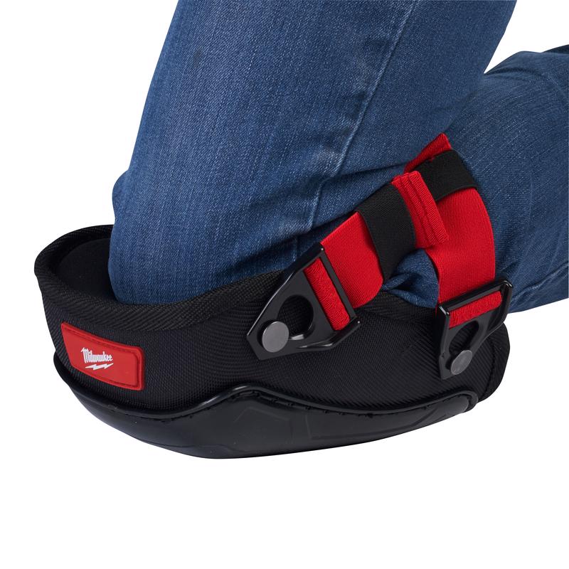 Milwaukee 7.5 in. L X 7.5 in. W Nylon Hard Cap Gel Knee Pads Black/Red One Size Fits Most
