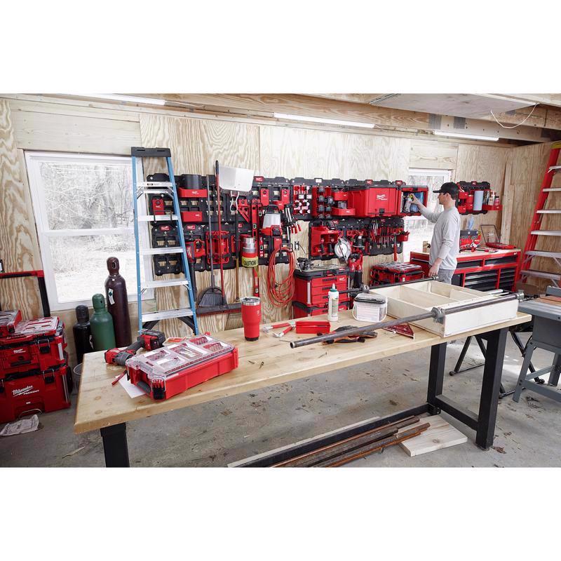 Milwaukee PACKOUT SHOP STORAGE Garage Organizer Battery Rack Black/Red