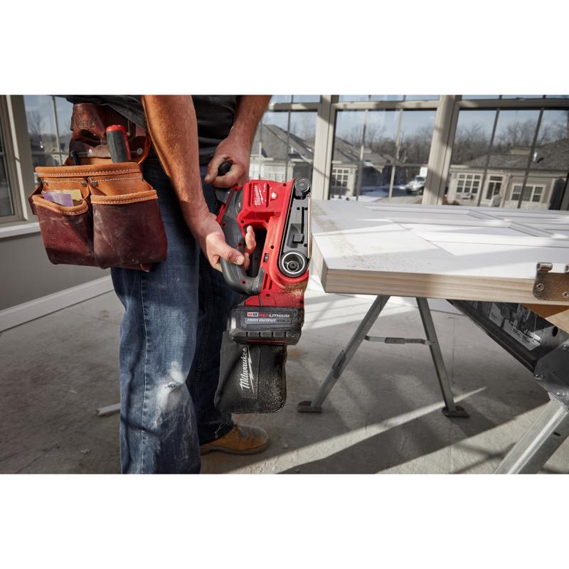 Milwaukee M18 FUEL 3 in. W X 18 in. L Cordless Belt Sander Tool Only