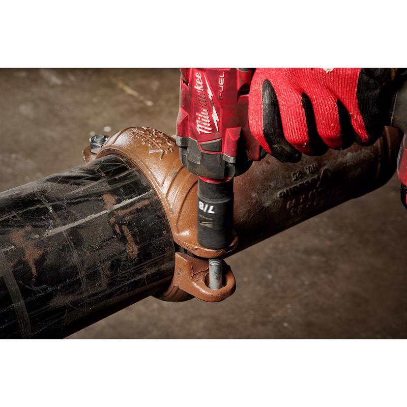 Milwaukee SHOCKWAVE 7/8 in. X 1/2 in. drive SAE 6 Point Deep Impact Socket 1 pc