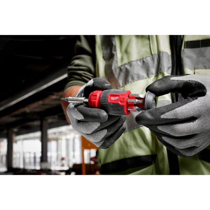 Milwaukee Hex Shank 8-in-1 Compact Multi-Bit Screwdriver 4.69 in. 1 pc