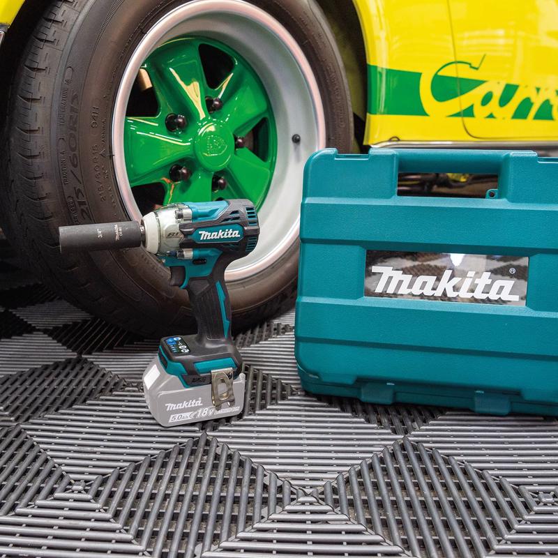 Makita 18V LXT 1/2 in. Cordless Brushless Impact Wrench Tool Only