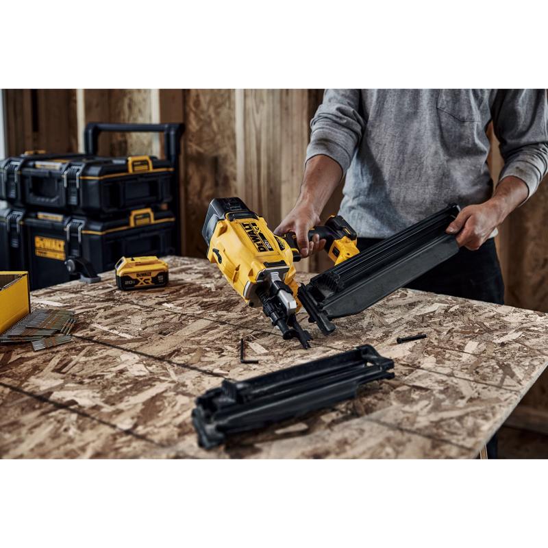 DeWalt 21 deg Extended Capacity Magazine