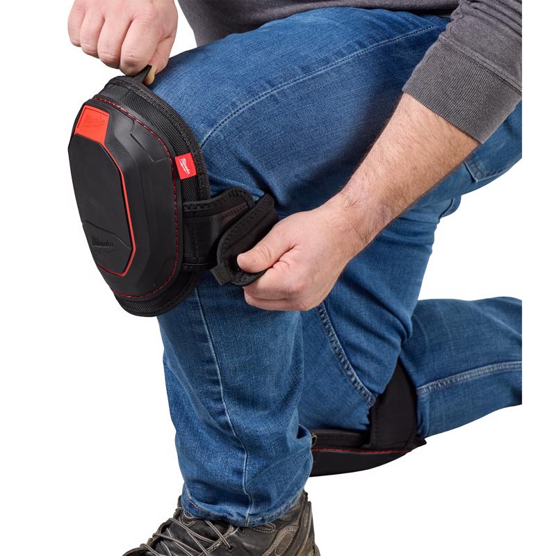 milwaukee tool 2.7 in. L X 5.7 in. W Knee Pads Black