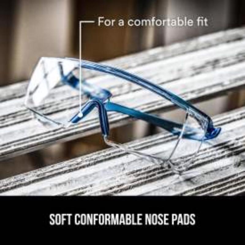 3M Anti-Fog Safety Glasses 1