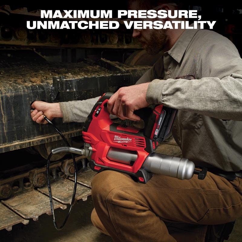 Milwaukee M18 Grease Gun w 5Ah Battery