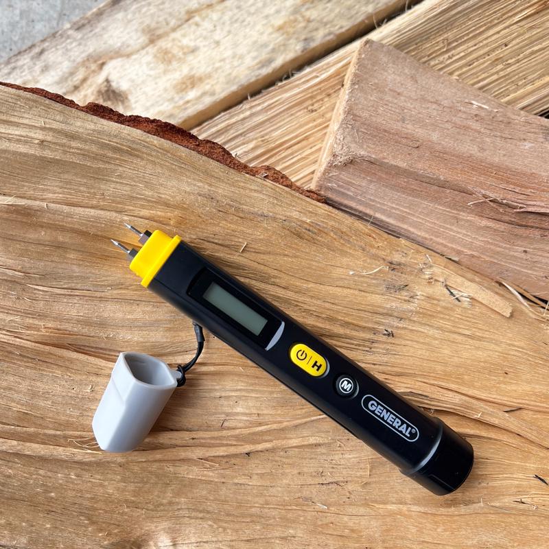 General LCD Moisture Meter 1 pk