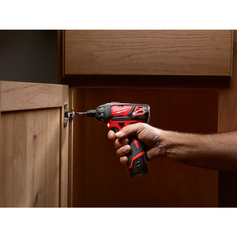 Milwaukee M12 Brushed Cordless Battery Operated Screwdriver Kit