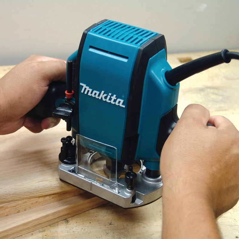 Makita 8 amps 1.25 HP Corded Plunge Router
