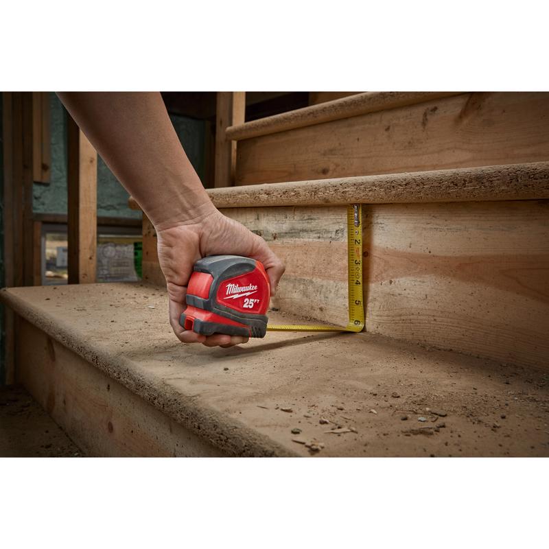 Milwaukee 25 ft. L X 1.65 in. W Compact Tape Measure 1 pk