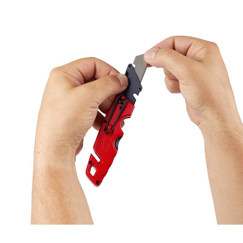 Milwaukee Fastback 6-3/4 in. Press and Flip Folding Utility Knife Red 1 pc
