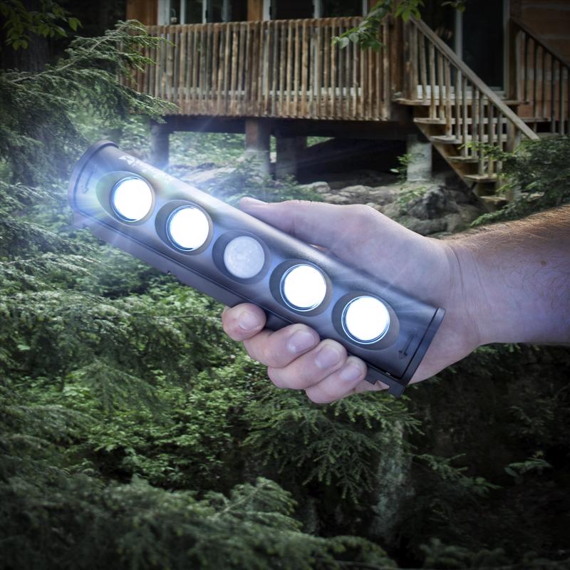 Wagan Tech Black Motion-Sensing LED Solar Wall Light