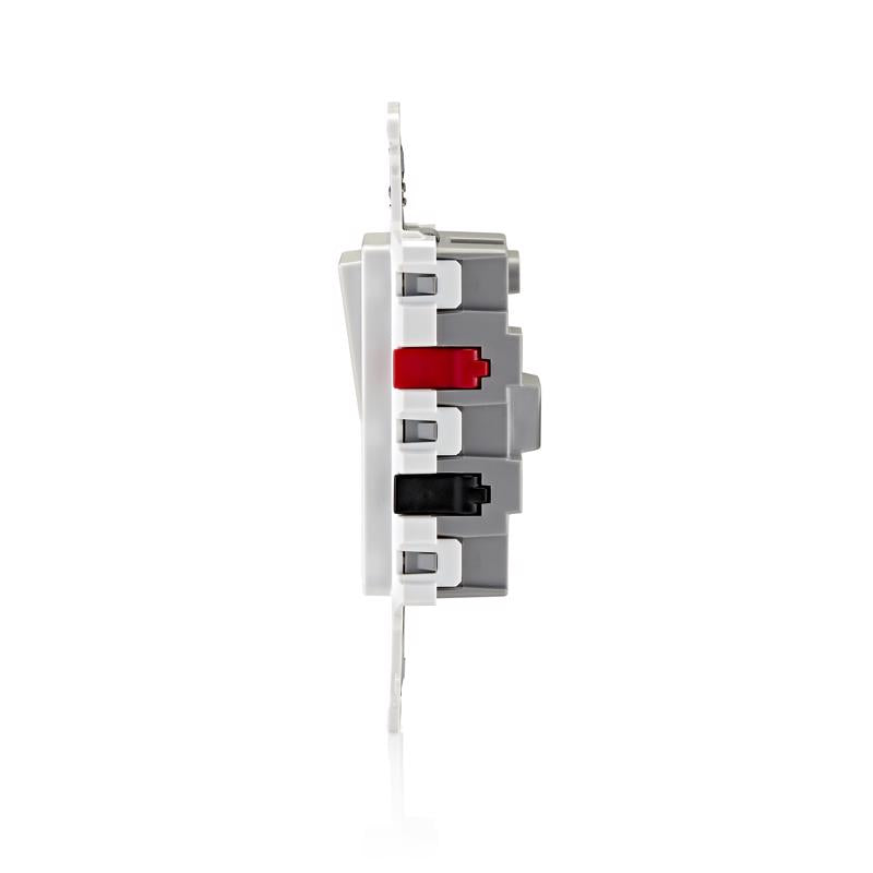 Leviton Decora Edge 15 amps 3-Way Rocker Switch White 1 pk