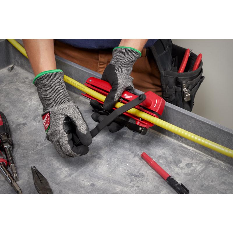 Milwaukee 7.41 in. L Black/Red Cable Cutter