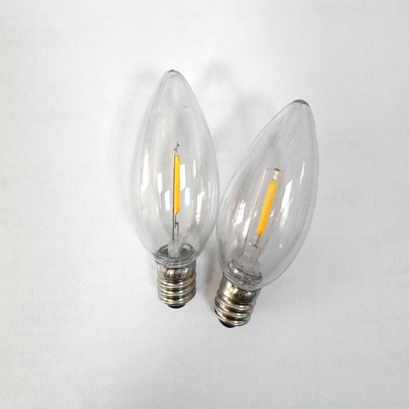 Xodus Innovations Decorative E12 (Candelabra) Filament LED Bulb Warm Candle Light 7 Watt Equivalence