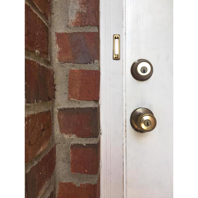 Heath Zenith Polished Brass Plastic Wired Pushbutton Doorbell