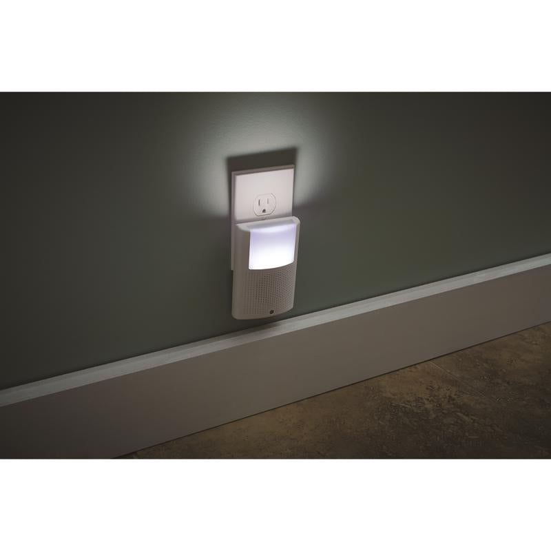 Heath Zenith White Plastic Wireless Smart-Enabled Night Light Doorbell Kit