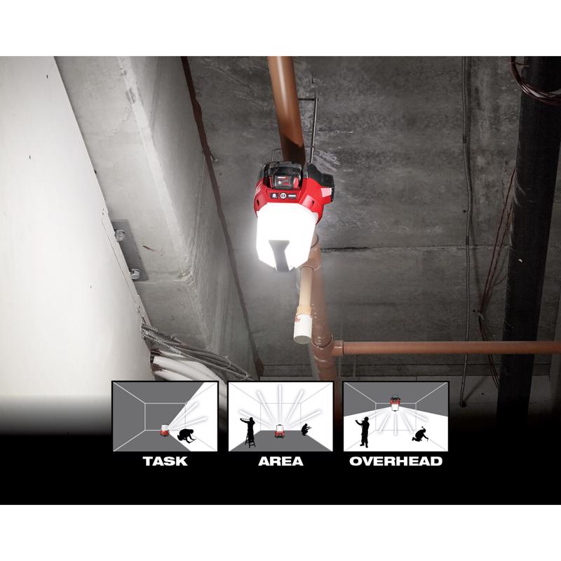 Milwaukee M18 Radius 2200 lm LED Battery Hanging Hook Work Light