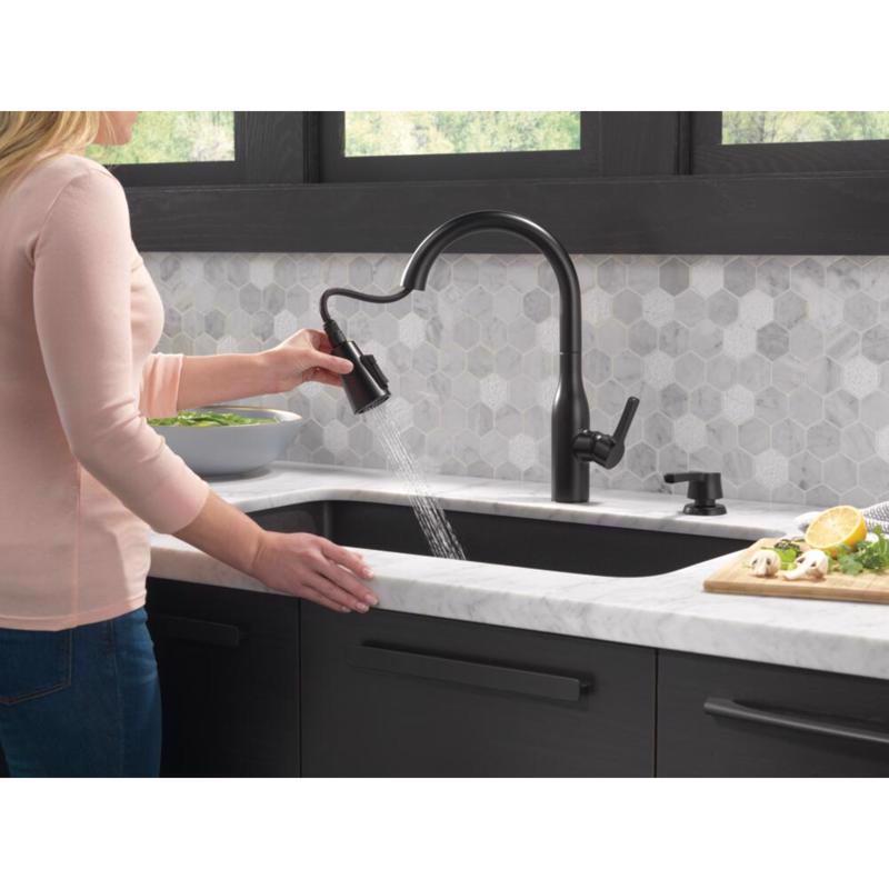 Delta Marca One Handle Matte Black Pull-Down Kitchen Faucet