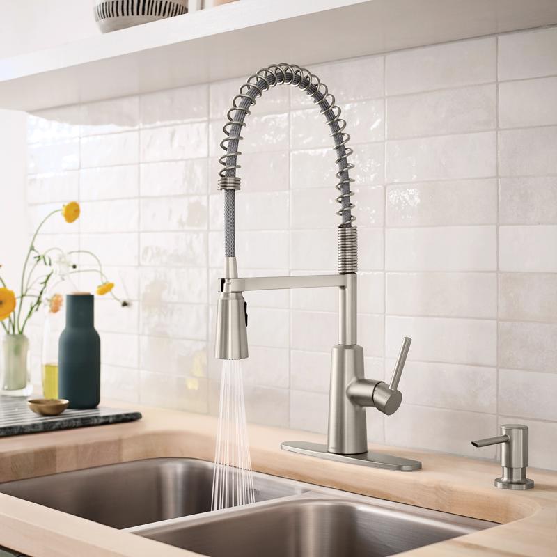 Moen Nori One Handle Stainless Steel Pull-Down Kitchen Faucet