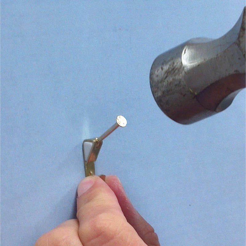 HILLMAN ReadyNail Polished Brass Gold Picture Hanging Kit 30 lb 10 pc