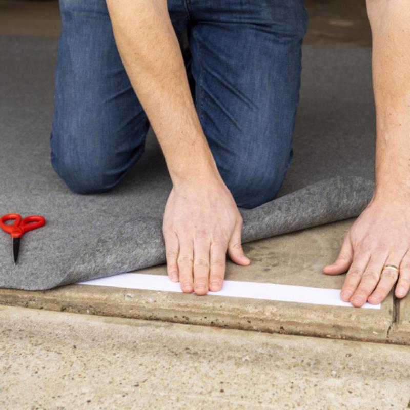 Duck 2.44 in. W X 15 ft. L Polyester Indoor and Outdoor Carpet Tape