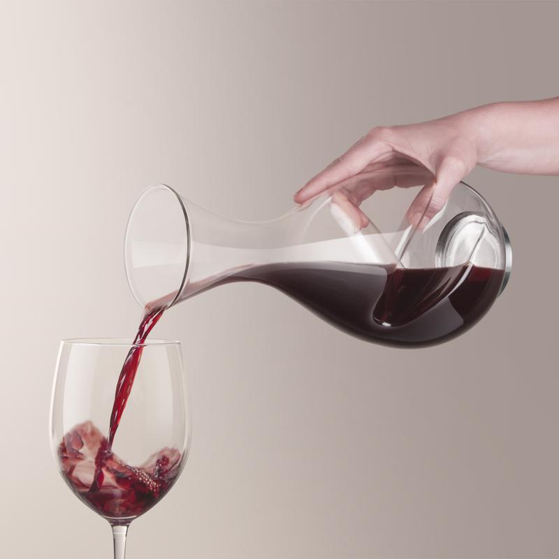Final Touch 25.4 oz Clear Glass/Stainless Steel Aerating Wine Pourer