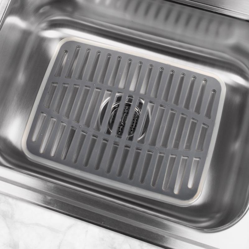 Spectrum Diversified Designs Cora 12 in. L X 16 in. W X 1 in. H Plastic Sink Mat