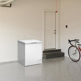 Avanti 5 ft White Steel Chest Freezer 120 W