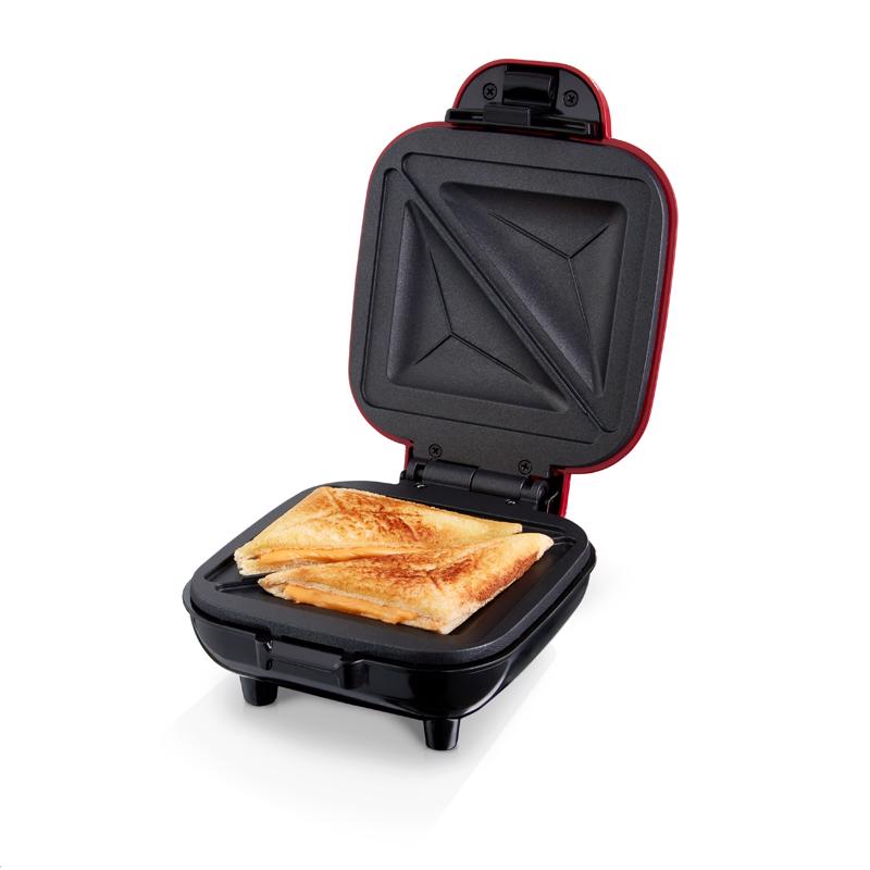Dash Red Plastic Nonstick Surface Sandwich Maker
