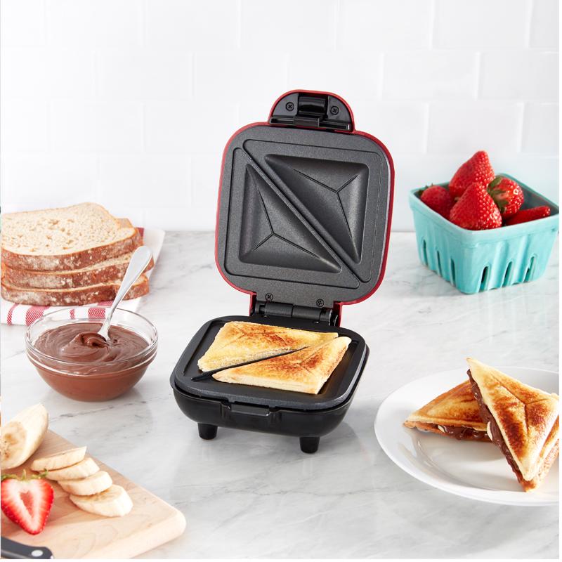 Dash Red Plastic Nonstick Surface Sandwich Maker