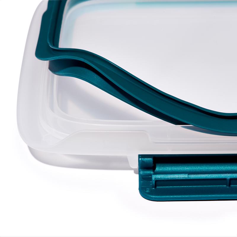 OXO Good Grips 2 cups White and Blue Dual Compartment Food Storage 1 pk