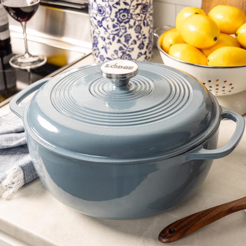 Lodge Porcelain Enamel Dutch Oven 10.5 in. 6 qt