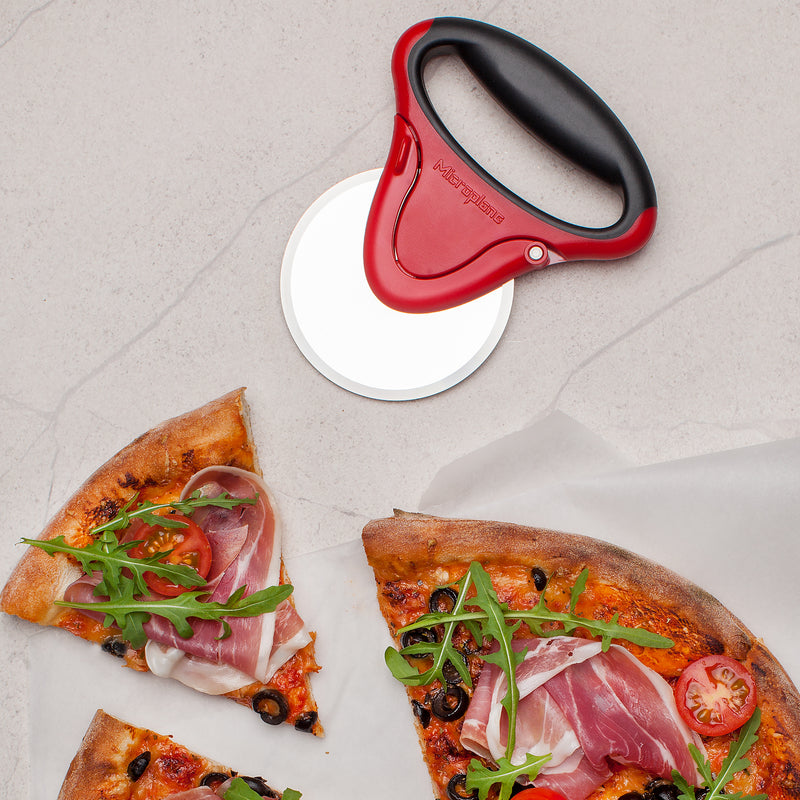 Microplane Black/Red Plastic/Stainless Steel Pizza Cutter