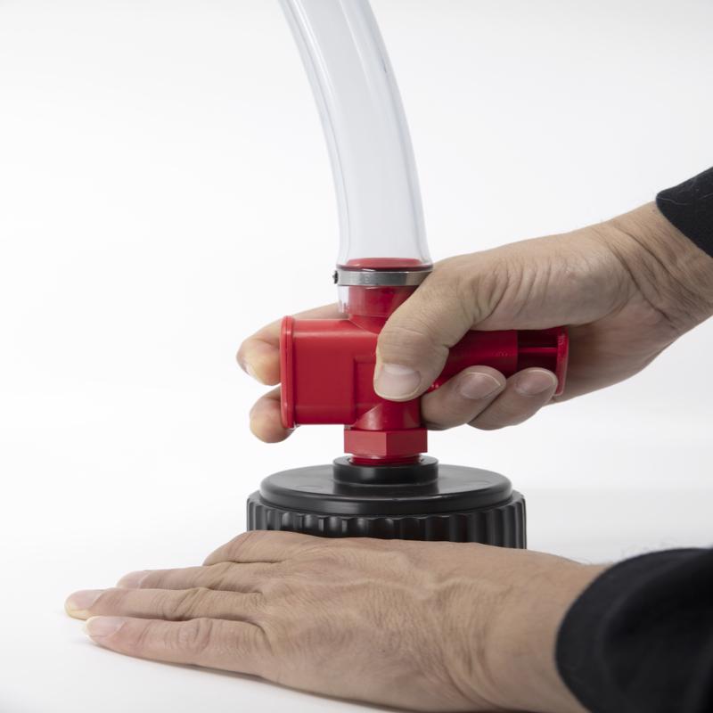 VP Racing Fuels 15 in. L Plastic Trigger Fluid Control Hose System