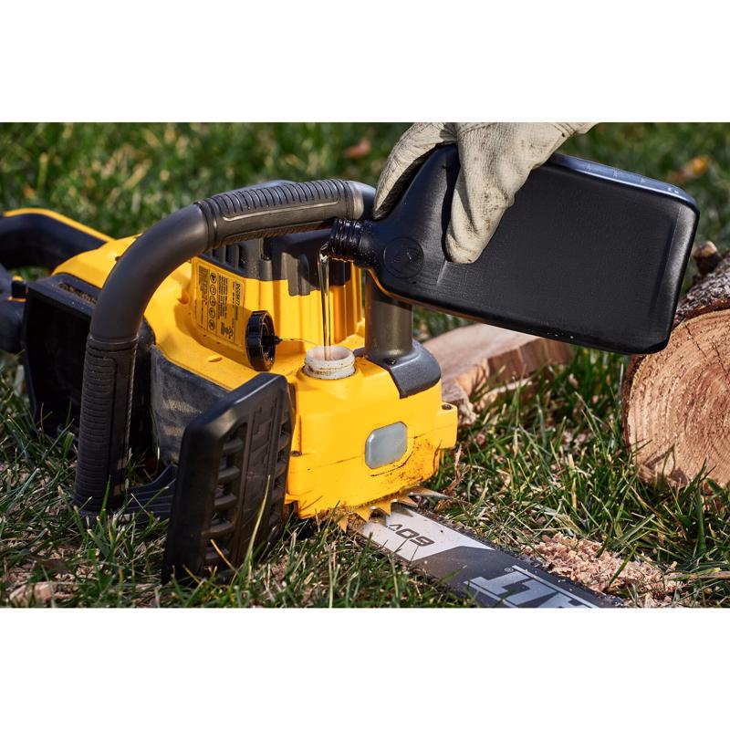 DeWalt DCCS677Z1 20 in. 50.2 cc 60 V Battery Chainsaw Kit (Battery & Charger)