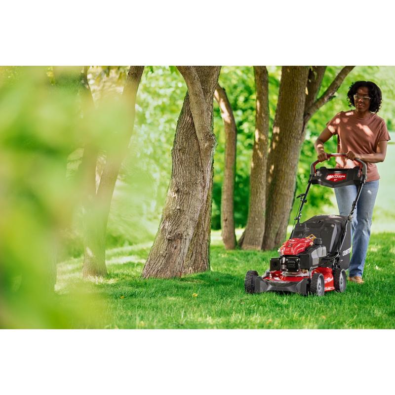 Craftsman M320 21 in. Gas Self-Propelled Lawn Mower