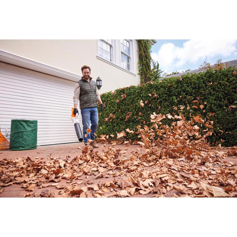 STIHL BGA 50 123 mph 455 CFM Battery Handheld Blower Kit (Battery & Charger)