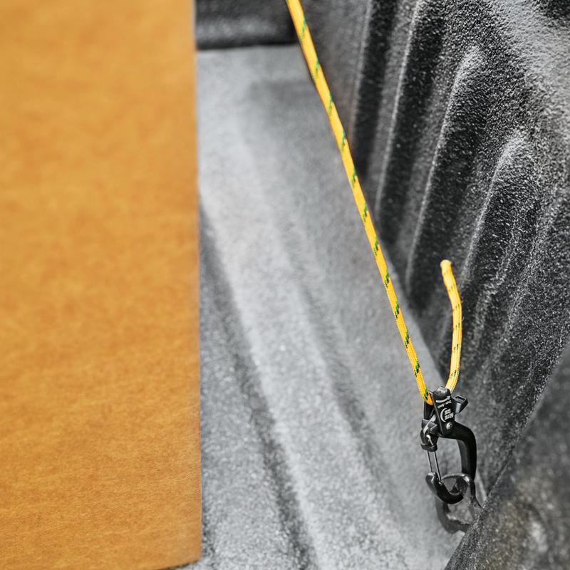 Nite Ize CamJam Cast Aluminum Cord Tightener 840 lb