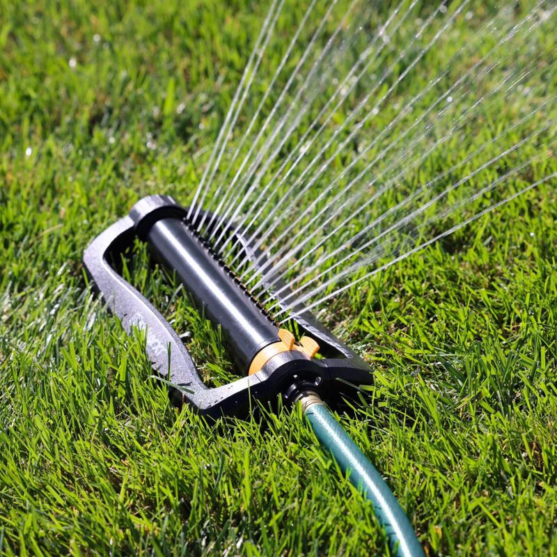 Melnor XT Oscillating Sprinkler 4000 sq ft 1 each