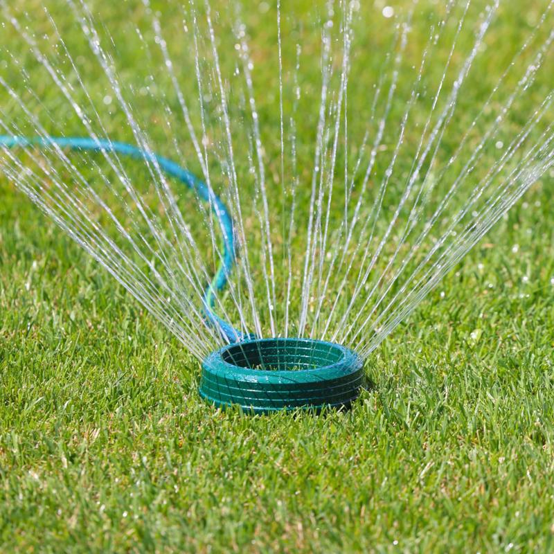 Melnor Ring Base Sprinkler 900 sq ft 1 pk