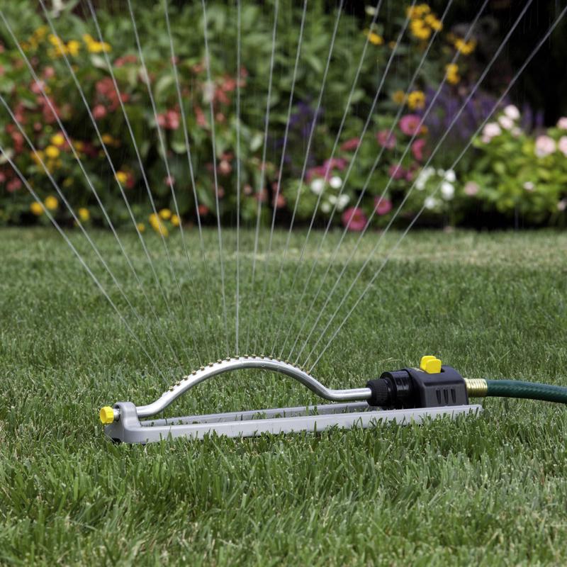 Melnor Metal Sled Base Oscillating Sprinkler 3600 sq ft 1 each