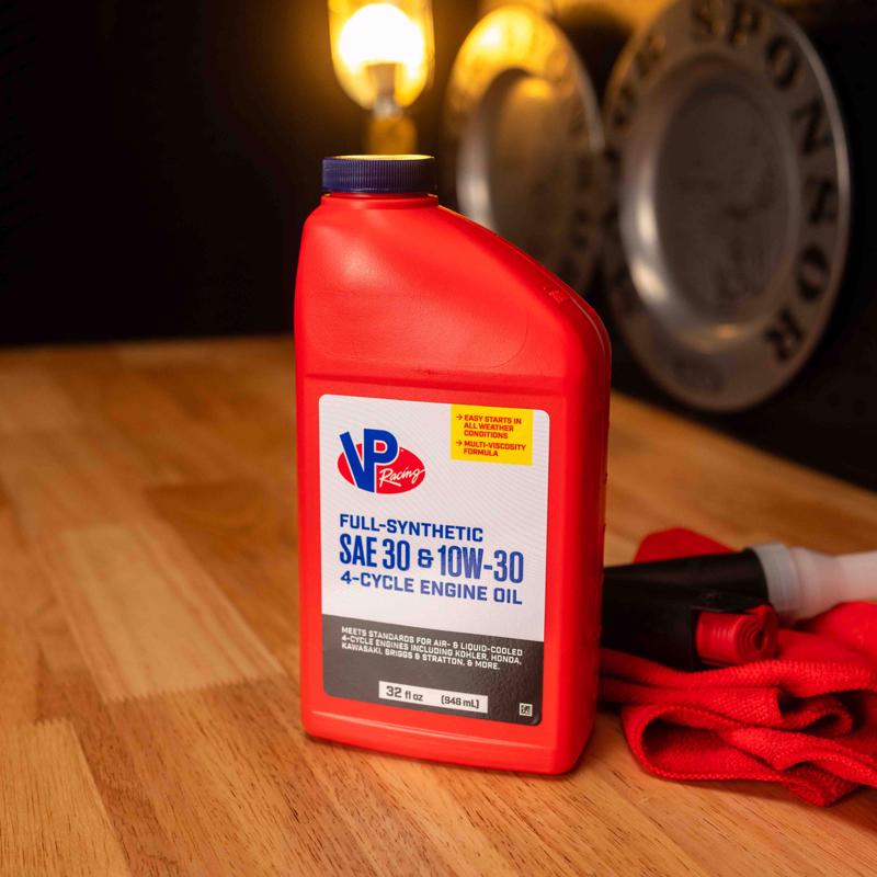 VP Racing Fuels 10W-30 4-Cycle Synthetic Motor Oil 32 oz 1 pk