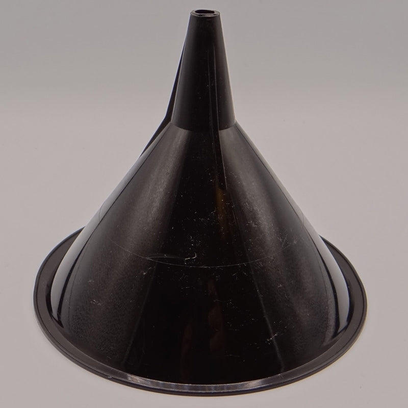 Midwest Can Black 7 in. H Polyethylene 2 qt Funnel
