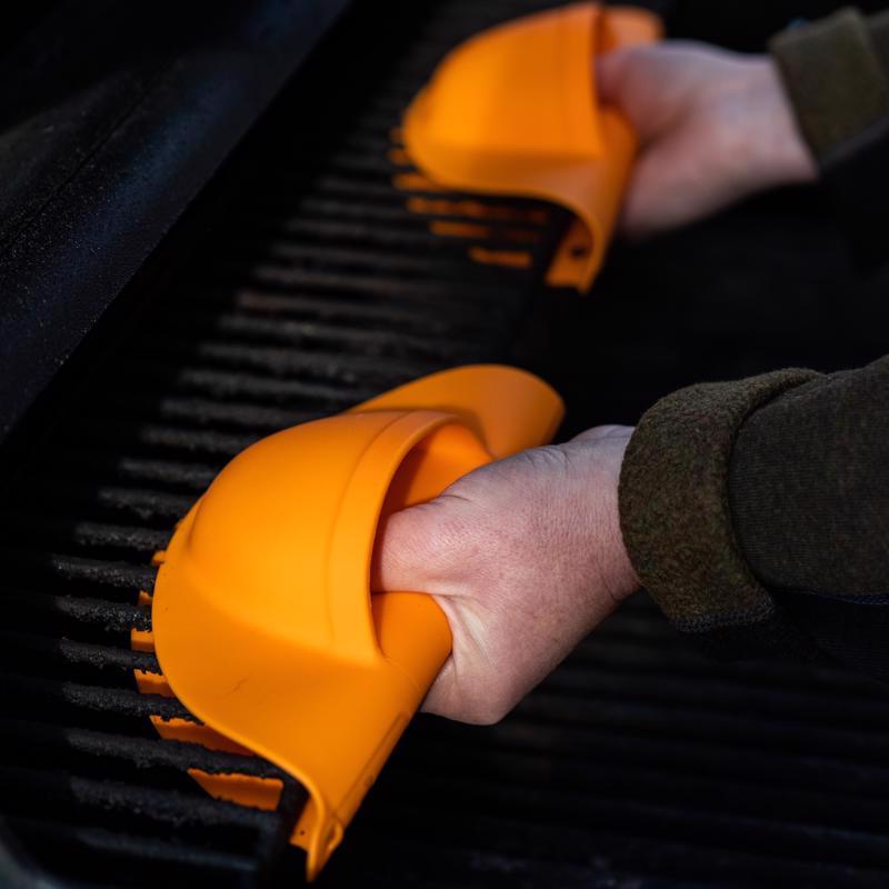 NS GRLLNG GLOVE ORNG