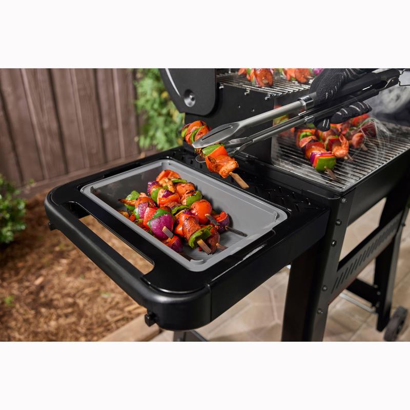 Weber Works Plastic Cutting Board 1
