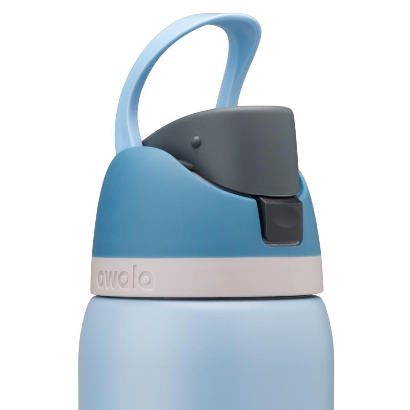 Owala FreeSip 32 oz Blue BPA Free Rainstorm Water Bottle with Spout Lid