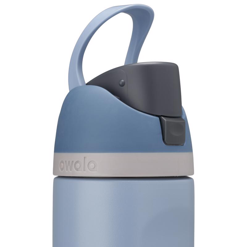 Owala FreeSip 24 oz Blue BPA Free Rainstorm Water Bottle with Spout Lid