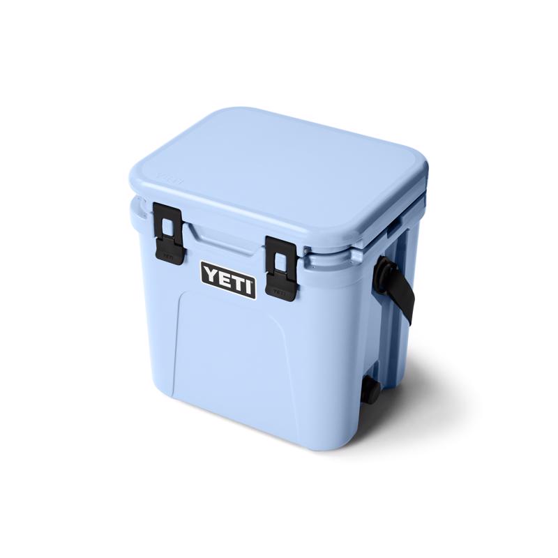 YETI Roadie 24 2.0 Big Sky Blue 22 qt Hard Cooler